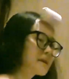 拍骚骚母狗洗澡