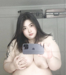 新谈的坦克女友